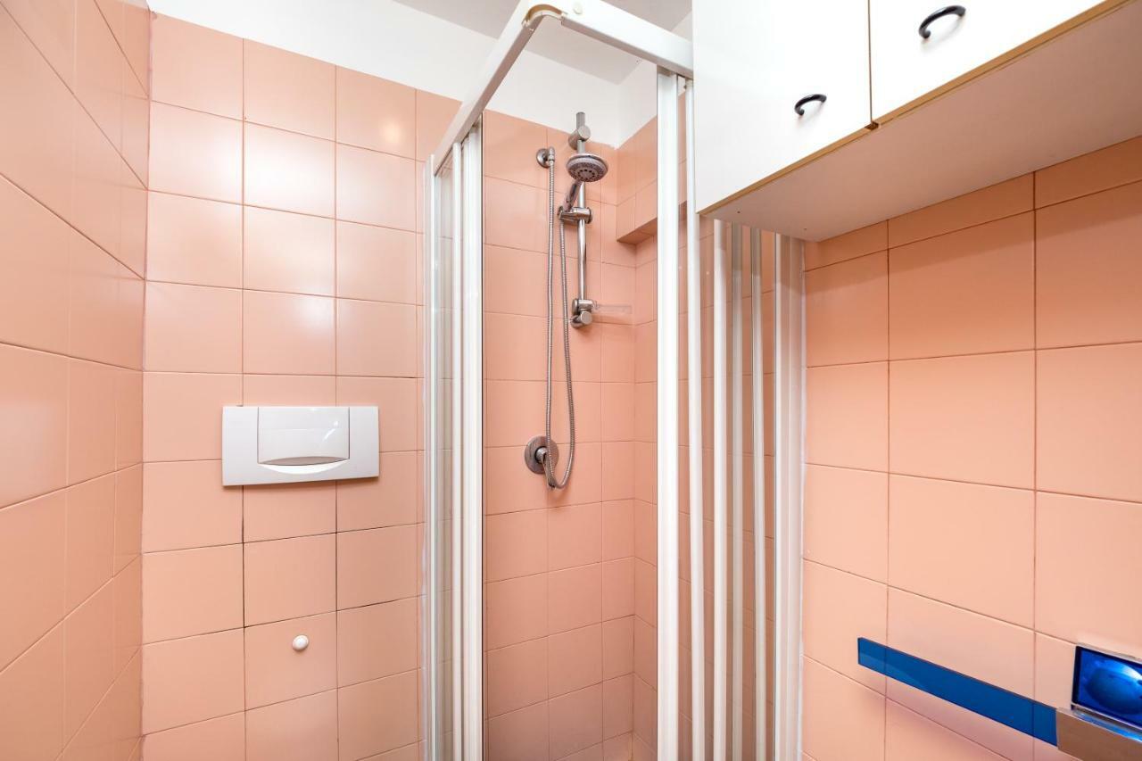 Apartment Viale Corsica *