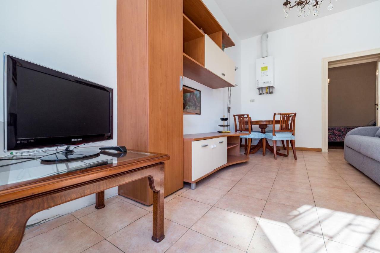 Viale Corsica *